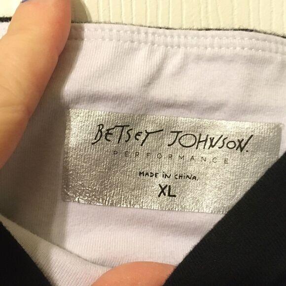 Betsey Johnson black athletic leggings w/ ruffles - Picture 4 of 7